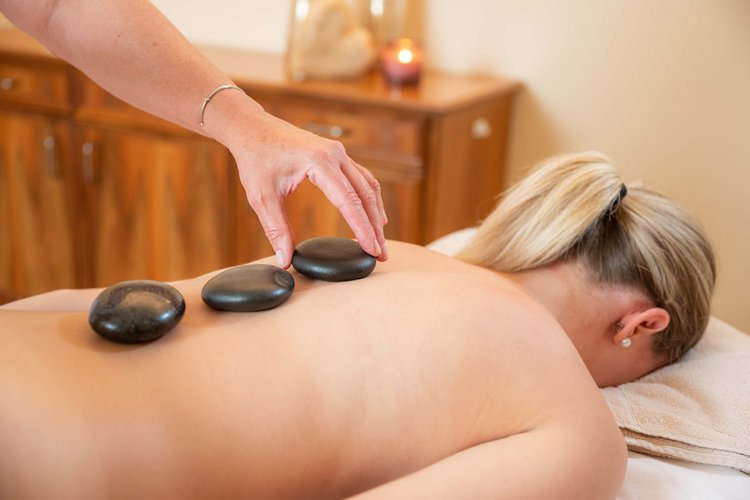 Your tailor-made treatment in Alpbach Your tailor-made treatment in Alpbach
