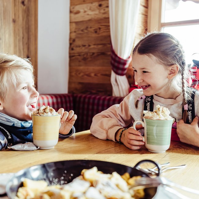 Familienhotel im Alpbachtal: Urlaub mit der Extradosis Spaß Familienhotel im Alpbachtal: Urlaub mit der Extradosis Spaß